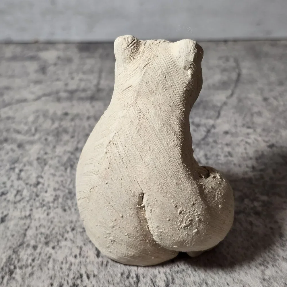 Artesania Rinconada Uruguay Classic Polar Bear Vintage 1980 Signed Retired #79